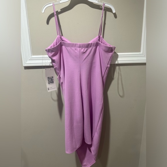 Pink dress‎ - Picture 2 of 4